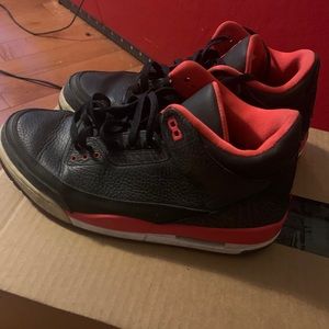 Air Jordan 3 Bright Crimson Size 10.5